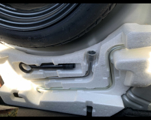 Toyota Corolla Axio 2013