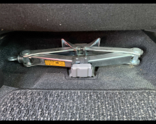 Toyota Corolla Axio 2013