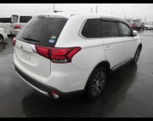 Mitsubishi Outlander 2016