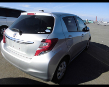Toyota Vitz 2015