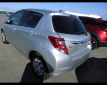 Toyota Vitz 2015
