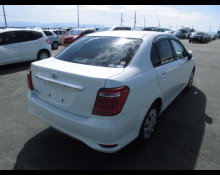 Toyota Corolla Axio 2015