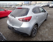 Mazda Demio 2017