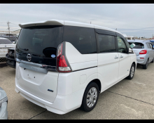 Nissan Serena 2018
