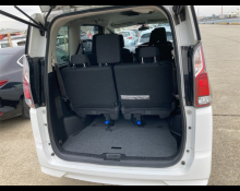 Nissan Serena 2018