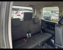 Toyota Voxy 2013