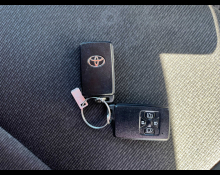 Toyota Voxy 2013