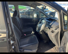 Toyota Voxy 2013