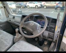 Mazda Titan 2003
