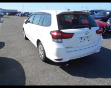 Toyota Corolla Fielder 2016