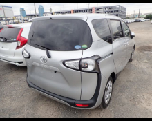 Toyota Sienta 2018