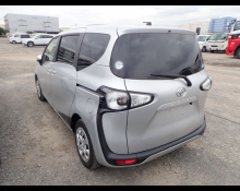 Toyota Sienta 2018