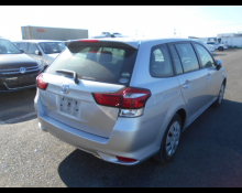 Toyota Corolla Fielder 2016