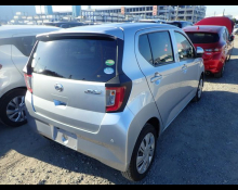 Daihatsu MIRA E-S 2018