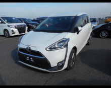 Toyota Sienta 2016