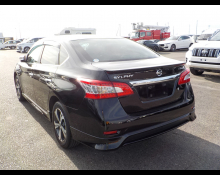 Nissan  SYLPHY  2016