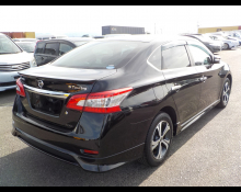 Nissan  SYLPHY  2016