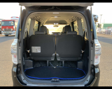 Toyota Voxy 2013
