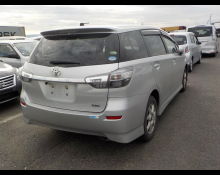 Toyota Wish 2016