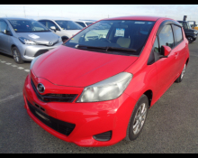 Toyota Vitz 2013