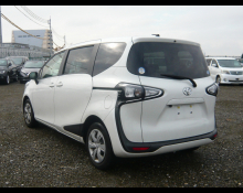 Toyota Sienta 2019