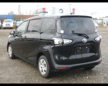 Toyota Sienta 2019