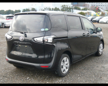 Toyota Sienta 2019