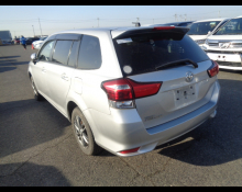 Toyota Corolla Fielder 2016
