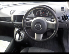 Mazda Demio 2013