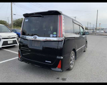 Toyota Noah 2017