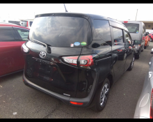 Toyota Sienta 2019