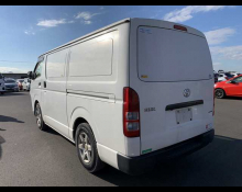 Toyota Hiace 2013