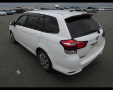 Toyota Corolla Fielder 2016