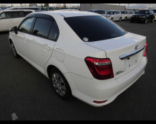 Toyota Corolla Axio 2016