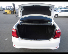 Toyota Corolla Axio 2016