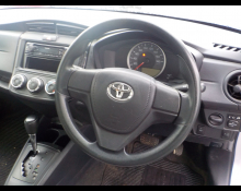 Toyota Corolla Axio 2016