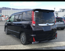 Toyota Noah 2014