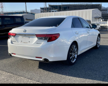 Toyota Mark X 2016