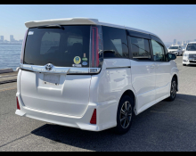 Toyota Noah 2018