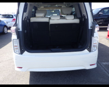 Nissan Elgrand 2017