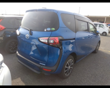 Toyota Sienta 2019