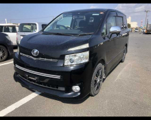 Toyota Voxy 2009