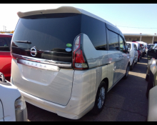 Nissan Serena 2018
