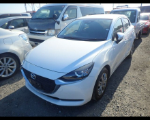 Mazda Mazda2 2020