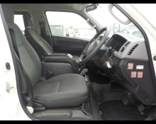 Toyota Hiace Wagon 2014