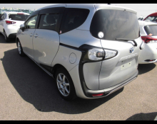 Toyota Sienta 2016