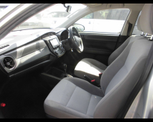 Toyota Corolla Axio 2016