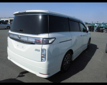 Nissan Elgrand 2016