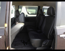 Toyota Voxy 2013