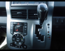 Toyota Voxy 2013